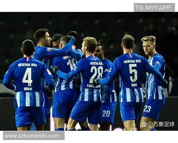 沙尔克04惨败，降级压力不断增加