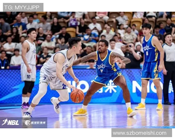 李晓旭的成长之路:从青涩少年到篮球场上的闪耀明星 李晓旭的成长之路:从青涩少年到篮球场上的闪耀明星